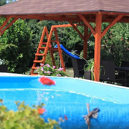 Marietta Apartman Heviz Bagian luar foto