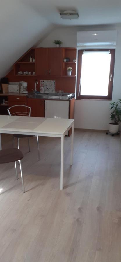 Marietta Apartman Heviz Bagian luar foto