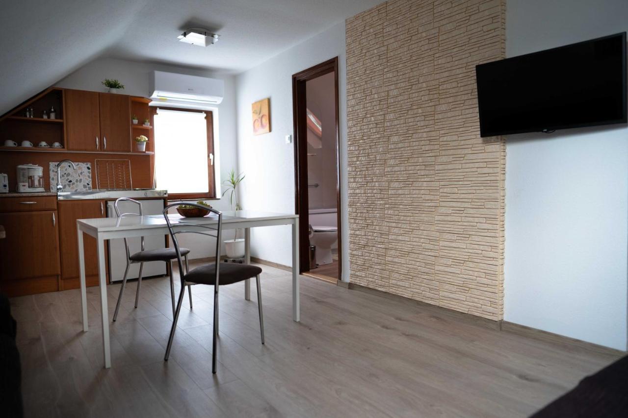 Marietta Apartman Heviz Bagian luar foto