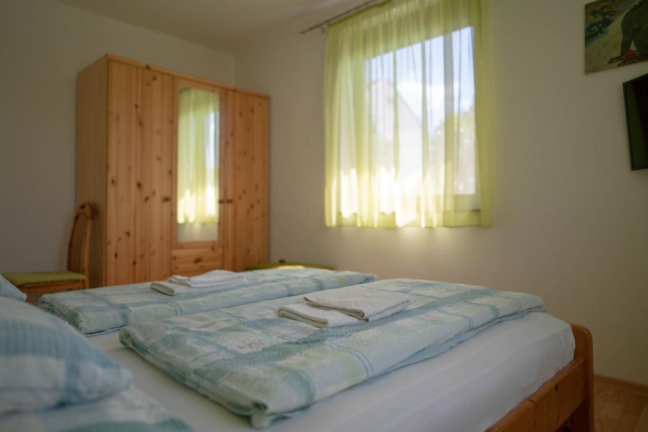 Marietta Apartman Heviz Bagian luar foto